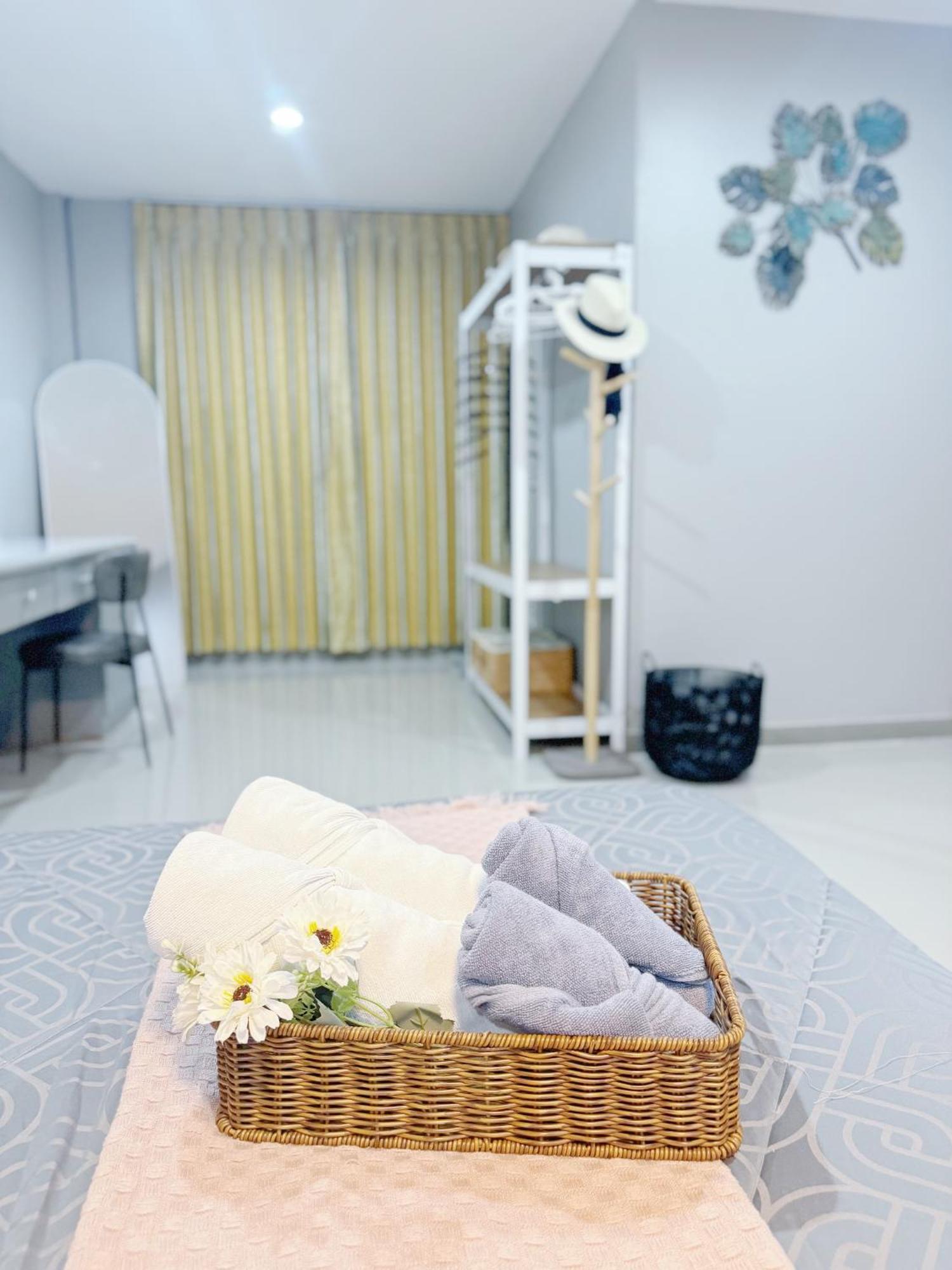 Sun And Moon House 別墅 Pattaya